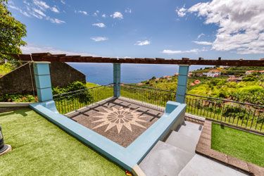 M522 Haus mit Aussichtsterrasse