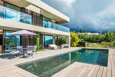 M691 Villa with Pool